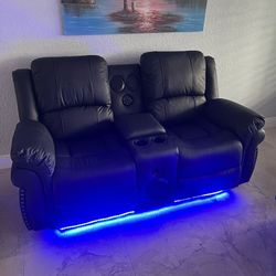 Juego de Sala reclinable. Ask For Price.  