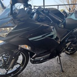 Kawasaki Ninja 400 ABS 