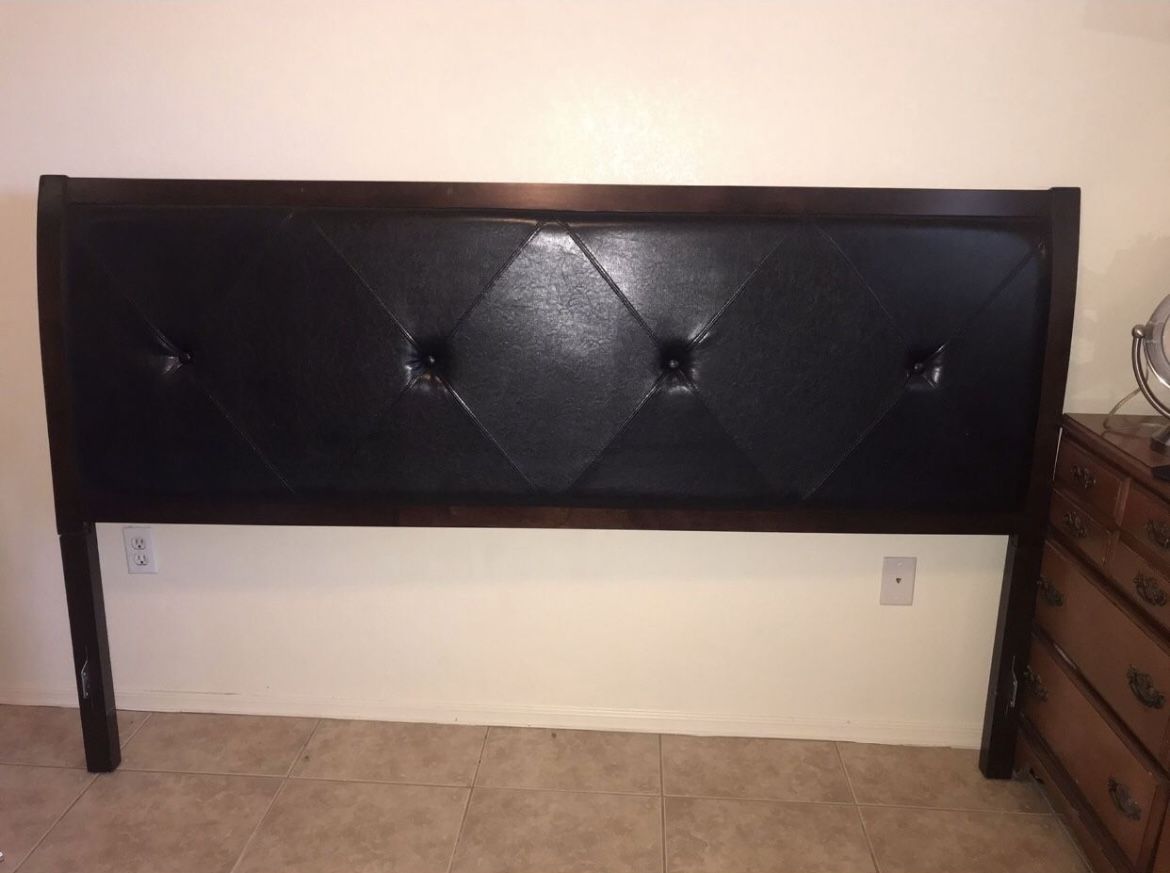 King headboard/ Metal frame