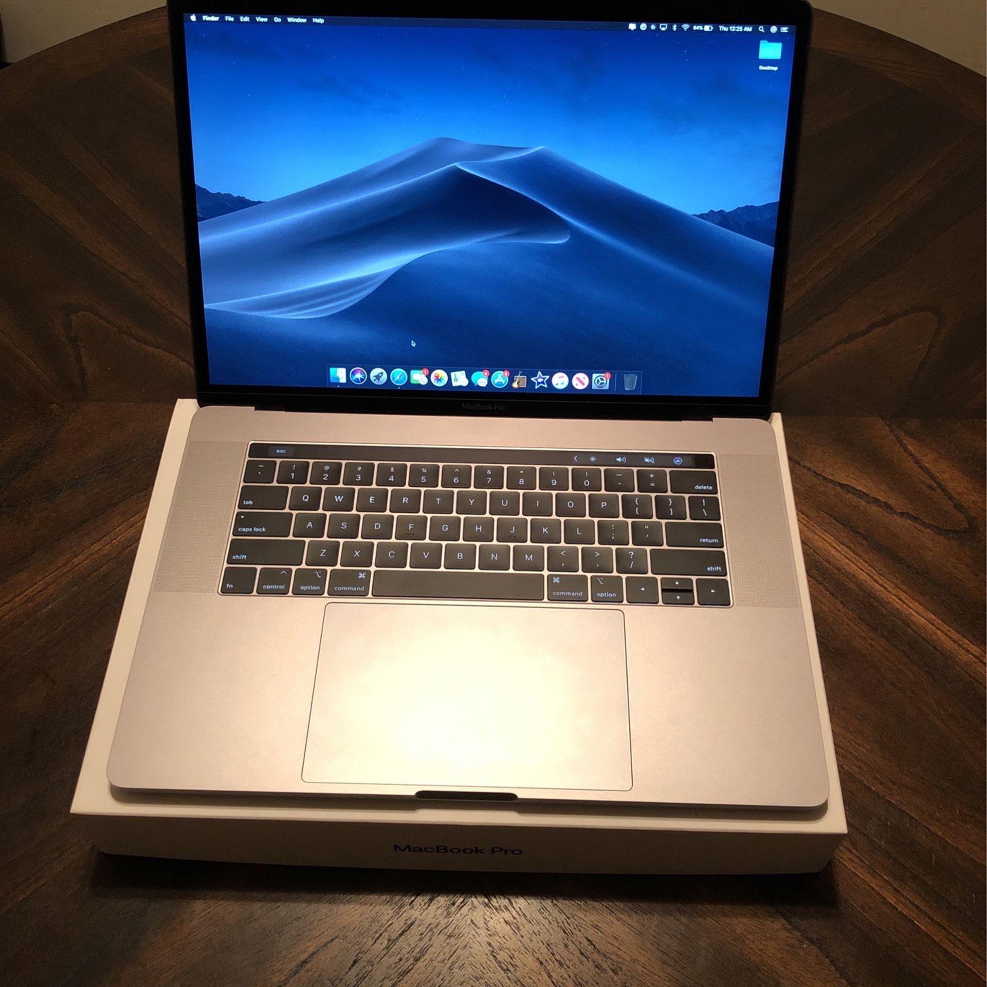 (Price Is Negotiable) 2019 MacBook Pro 15” Touch Bar 256GB