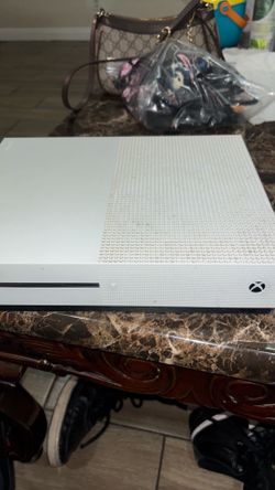 Xbox One S