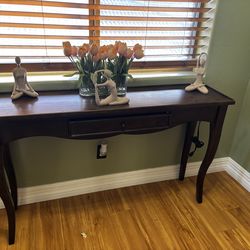 Entry table/ sofa table