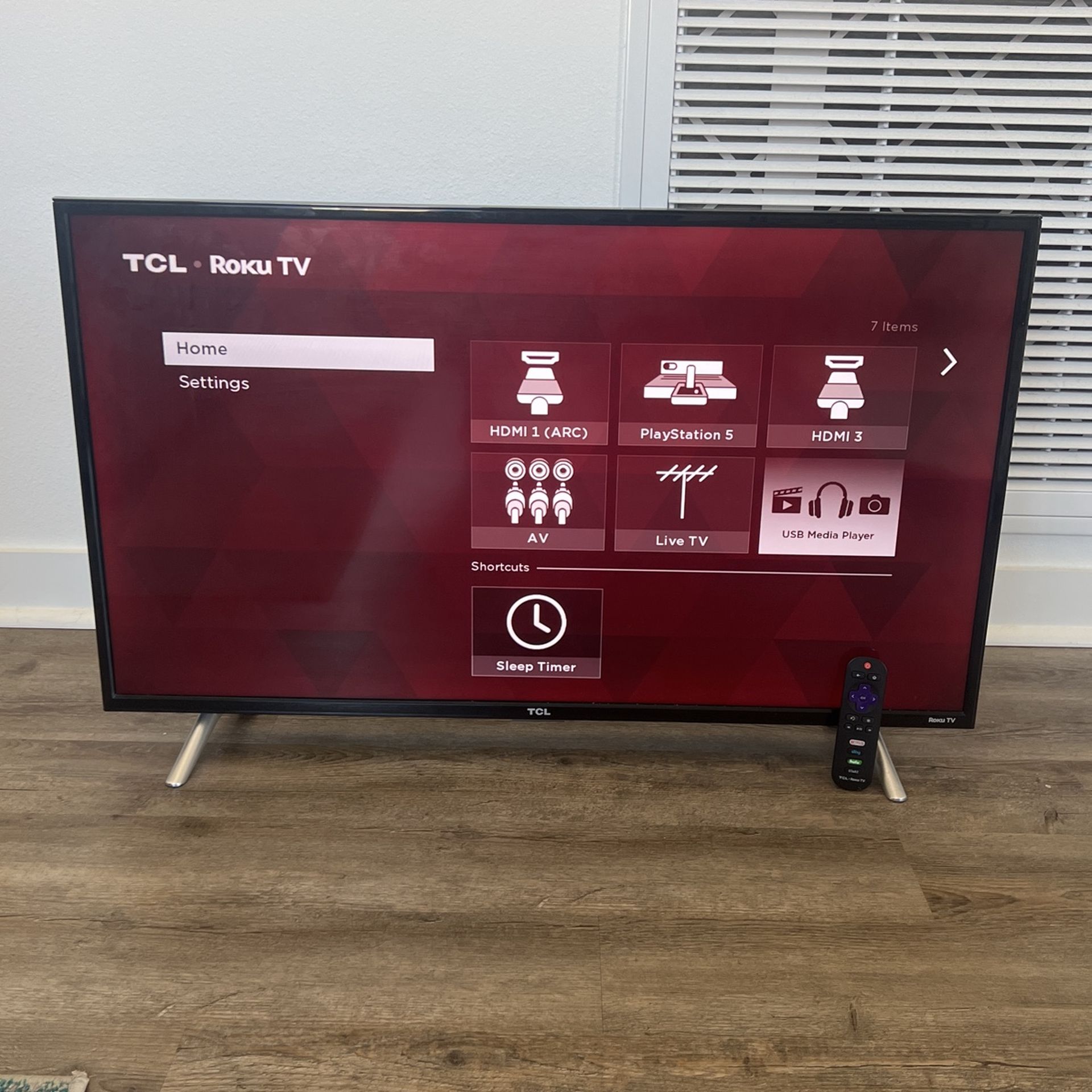 40” TCL Roku TV - Great Condition!