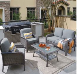 Patio set outdoor new in the box