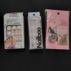 Press On Toe And Fingernail + Free Nail Art