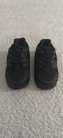 Nike Air Huarache toddler sneakers (6c)