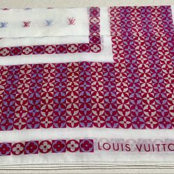 Louis Vuitton Scarf in 100% Cotton