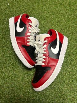 Jordan 1 Low Chicago Flip
