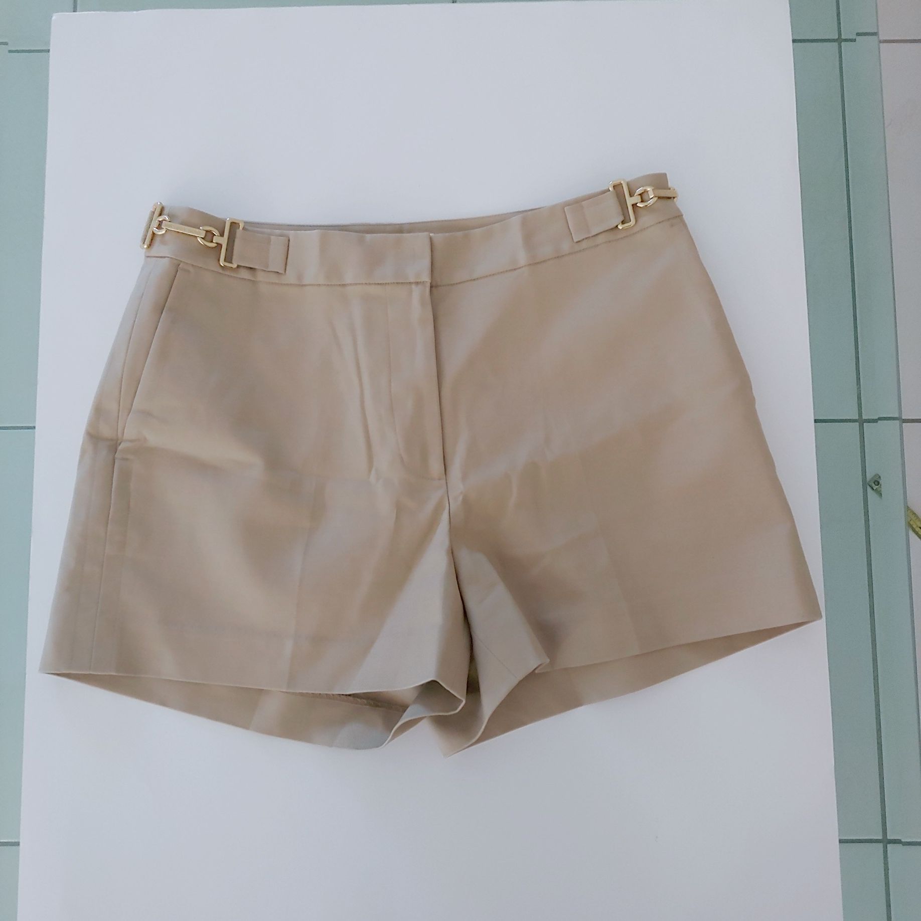 Michael Kors Khaki Tan Shorts Gold Accent Size 6