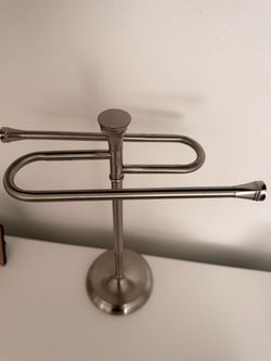 Brushed Nickel Countertop Towel Bar Stand