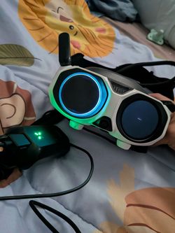 Dron antigravity 8k 360 view with glasses