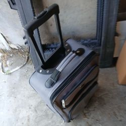 TRAVEL LUGGAGE