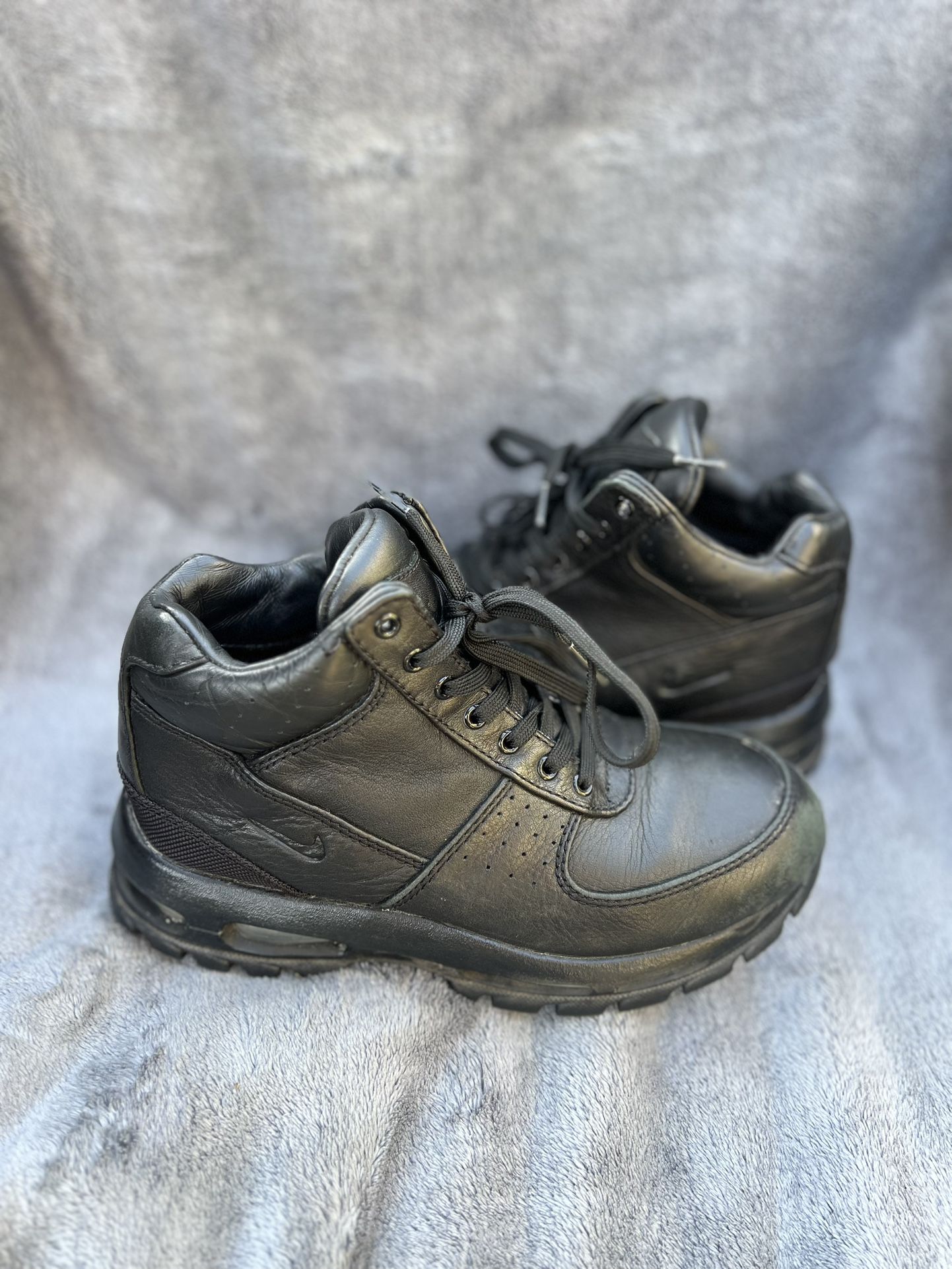 Nike Boots