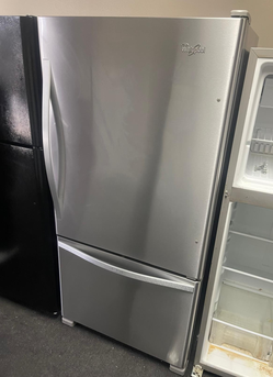 Whirlpool Bottom Freezer Fridge – Stainless, Clean, LED