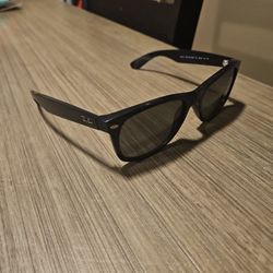 Ray Bans New Wayfarer