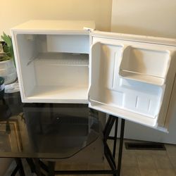 Mini Fridge Freezer