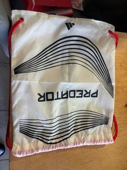 Adidas Predator with bag and metal studs