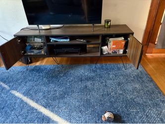 Modern TV stand w/storage