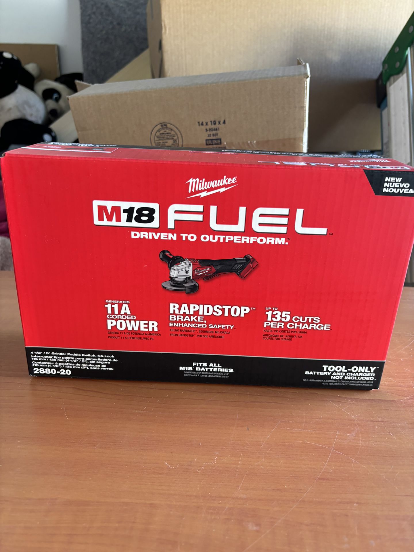 MILWAUKEE  FUEL M18  4-1/2-5 GRINDER PADDLE SWITCH. ( No Battery No Charger )
