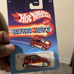 Hot Wheels Ultra Hots 