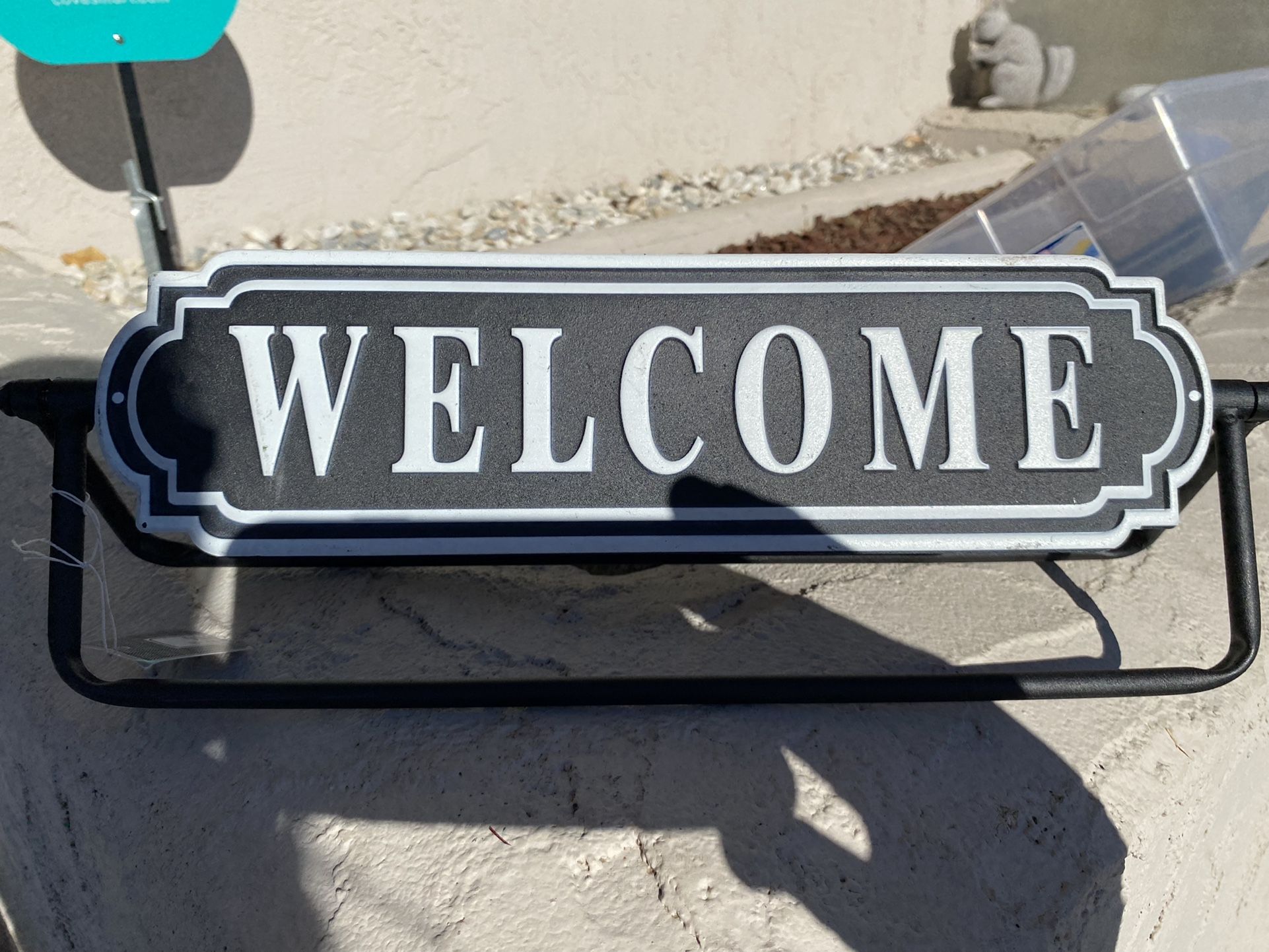 Metal Table Top Welcome Signs