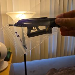 Military Hi Teck Night Verizon Weapon.