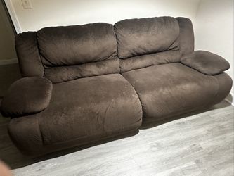 Premium 3 + 2 Electric Recliner Sofa Set – Great Condition – Quick Sale!