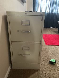 2 Drawer metal filing cabinet with keys