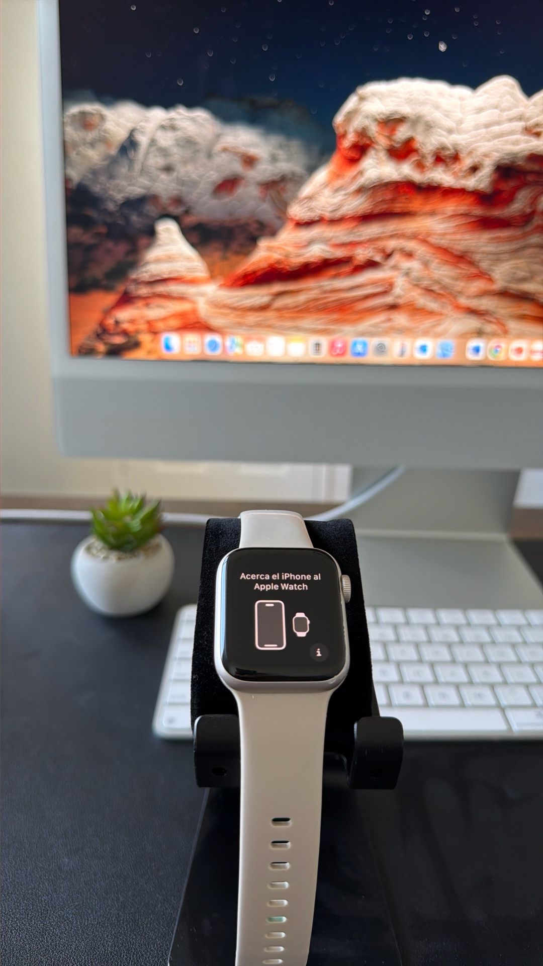 Apple Watch SE 40mm Starlight