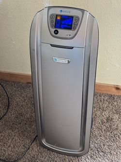 Air purifier - excellent condition - clean
