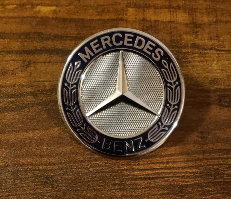 Mercedes Hood Emblem/badge