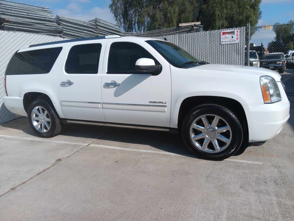 Used-2013-GMC-Yukon-Denali-  2013 GMC Yukon Denali