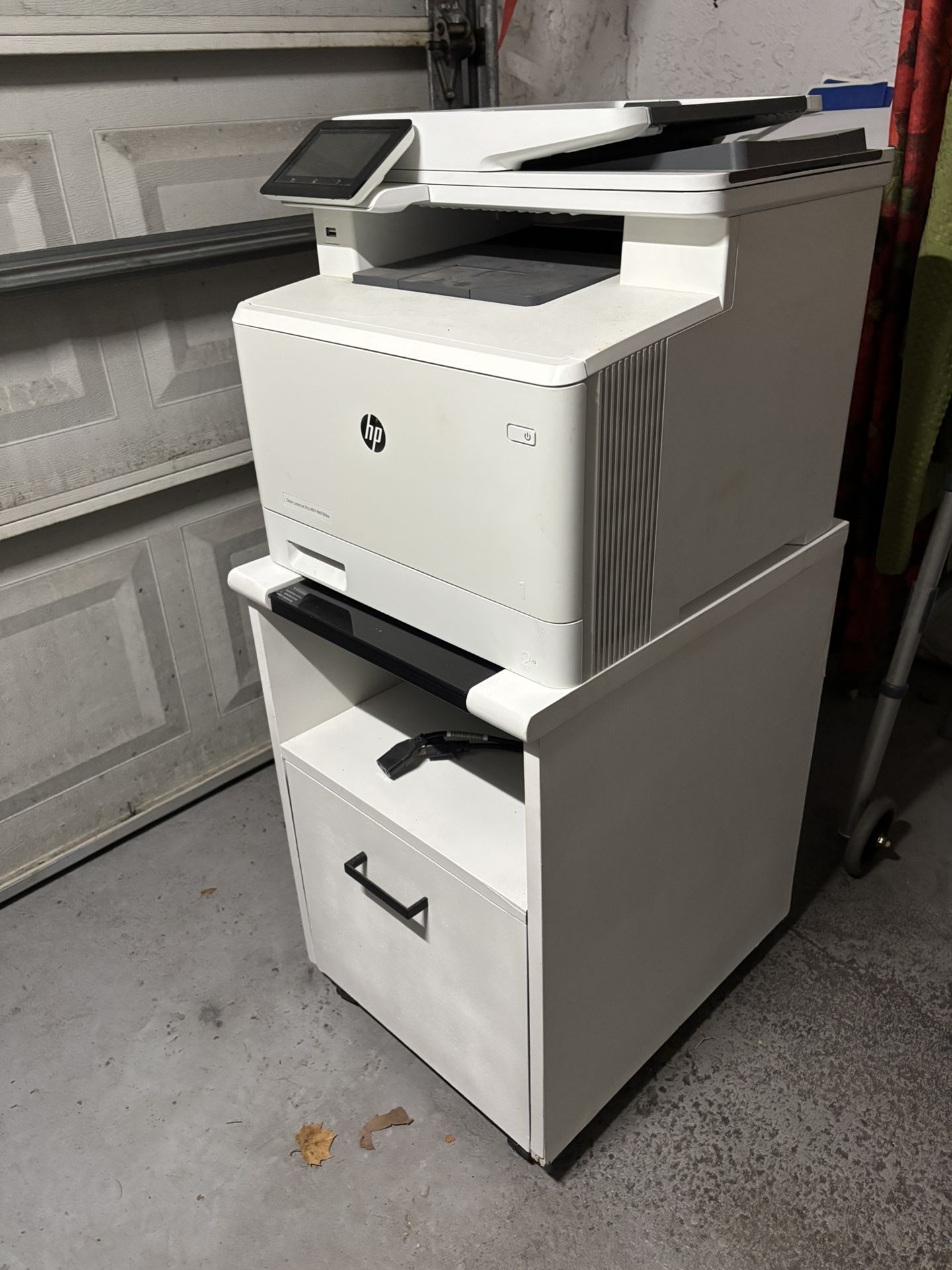 HP Color Laser jet Pro MFP M479fdw W/stand