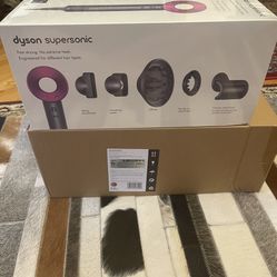 DYSON SUPERSONIC HAIRDRYER - AUTHENTIC 