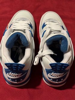 Jordan 4 military blue size 10.5