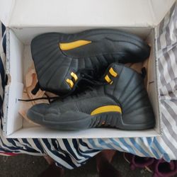 Jordan 12 Black Taxi