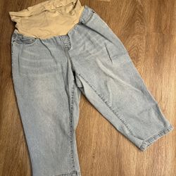 Maternity Capris XL