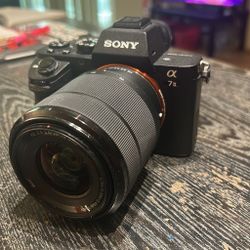 Sony Alpha a7 Full-Frame Mirrorless Camera with 28-70mm Lens


