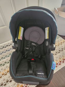 Graco infant carseat & Base