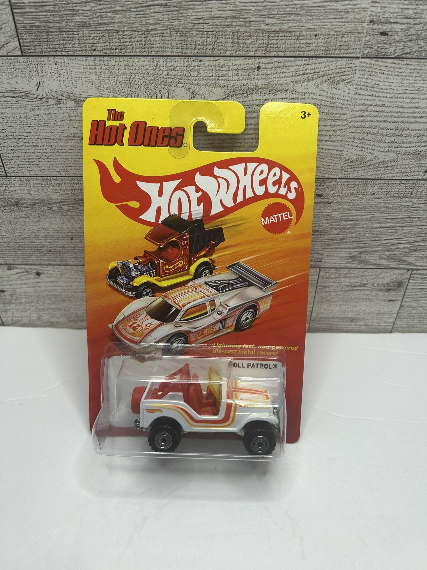 Hot Wheels The Hot One’s White ‘2011 Roll Patrol Jeep • Die Cast Metal • Made in Thailand