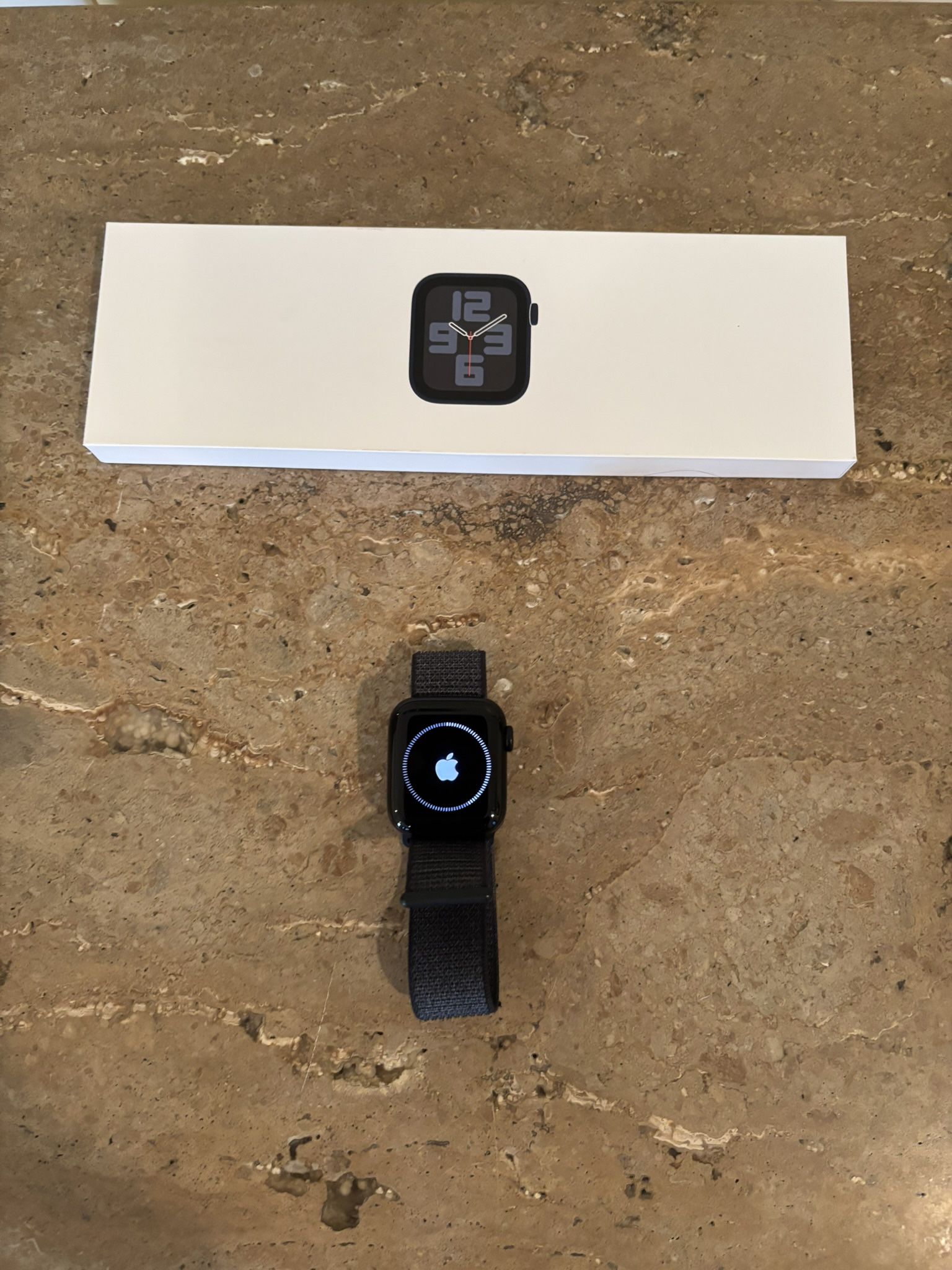 Apple Watch 40MM Black - 2023 model SE 2nd Gen