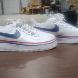 Nike 