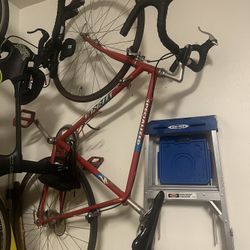 Specialized Sirrus Classic Road Bike