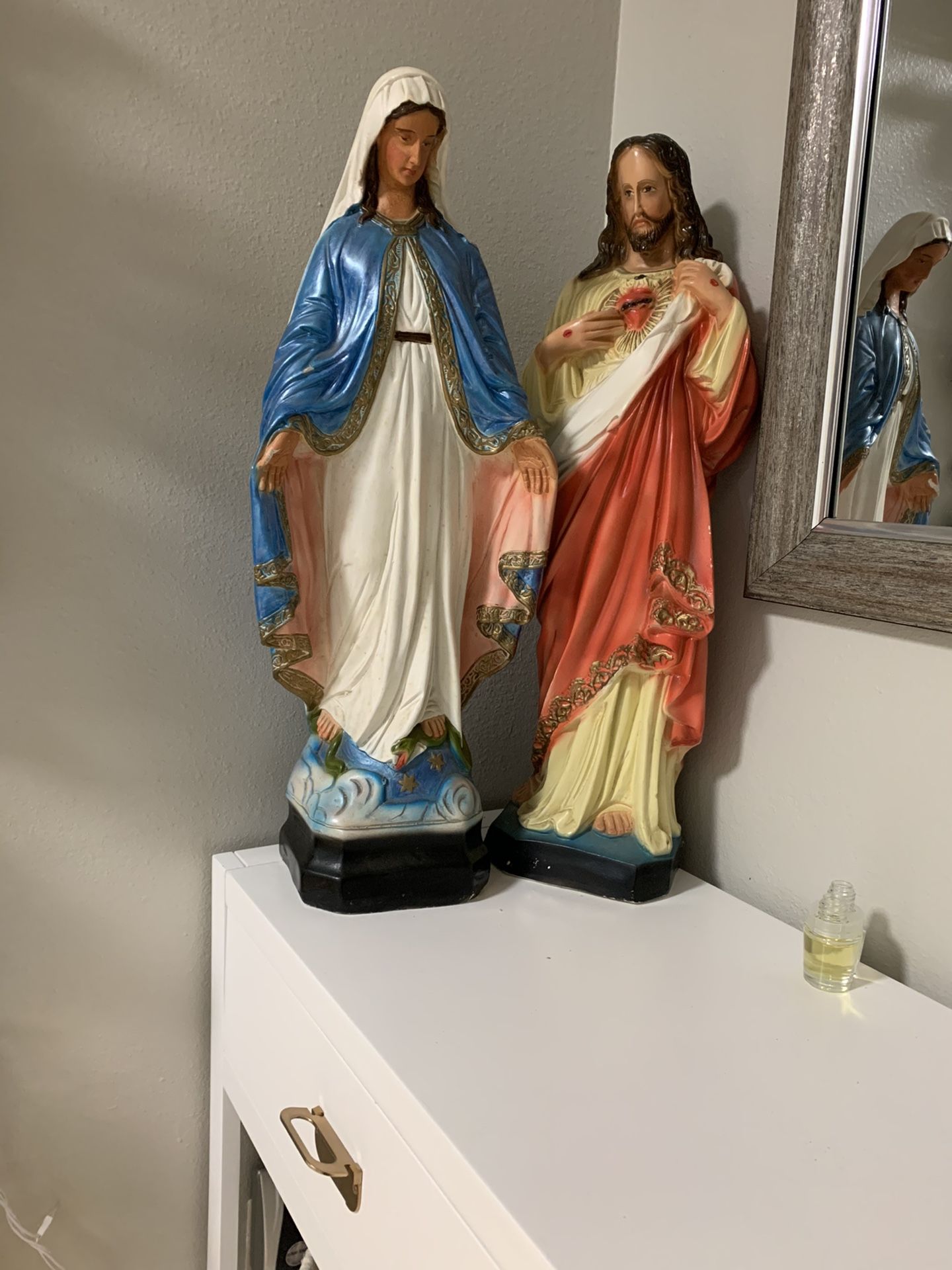 Collectibles & Art - Antiques