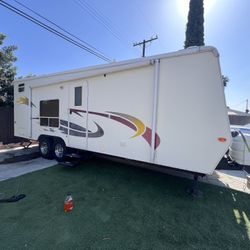 2004 Ragen Toy Hauler