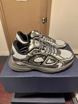 Dior B30 - Size 38(us-5)