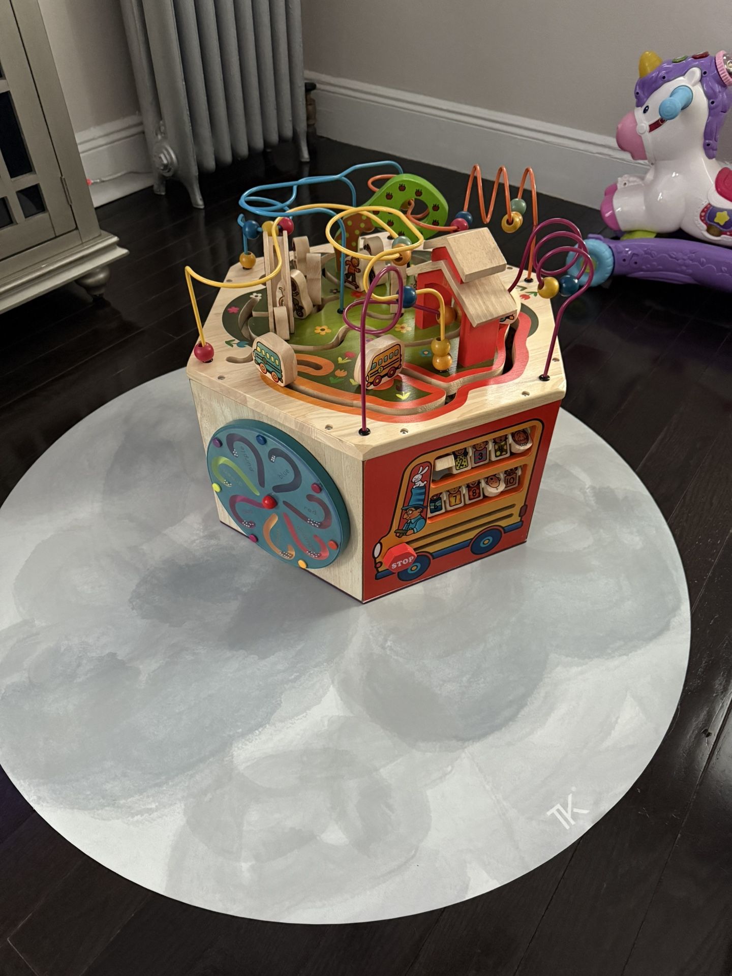 B Toys Montessori