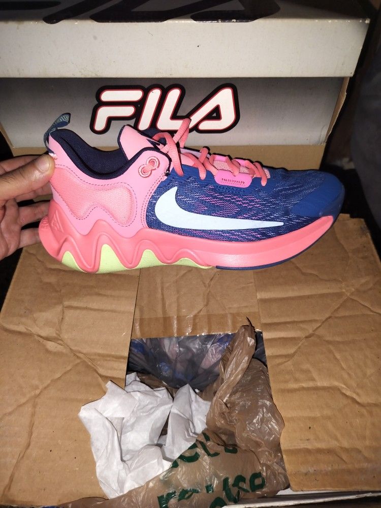 Tennis Shoes Nikes And Fila Brand New.