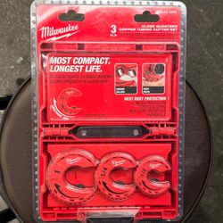 Milwaukee 3 piece Copper Tubing Cutter Set / Juego de cortadores de tubos de cobre 3 piezas