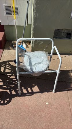 Commode